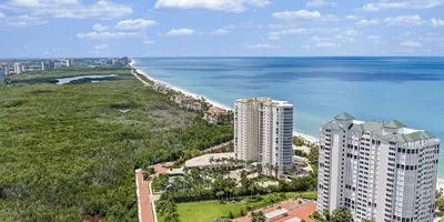 Park Shore vs. Pelican Bay: Naples High-Rise Condos Compared