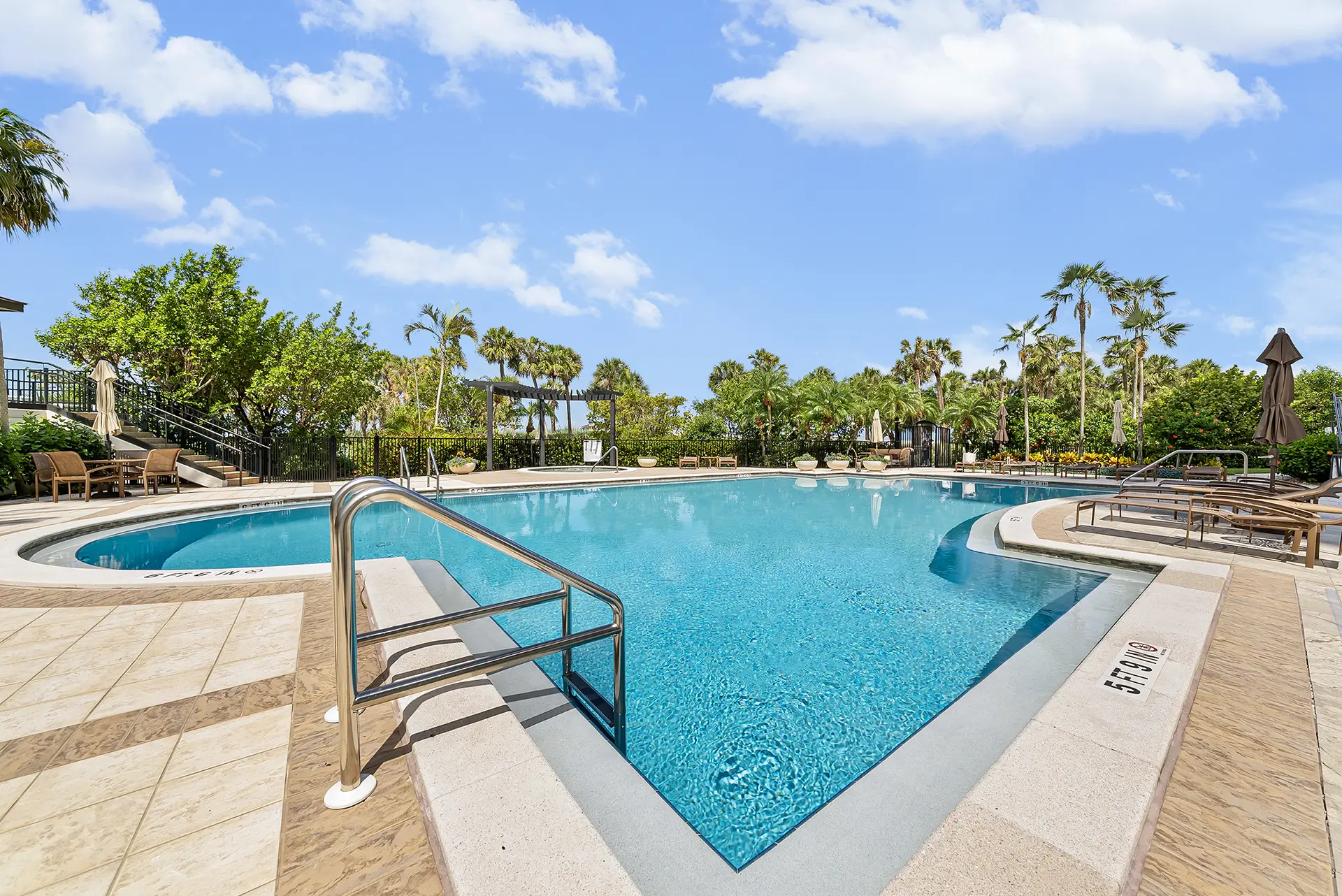 Beachside pool and spa at Contessa at Bay Colony, Naples, Florida